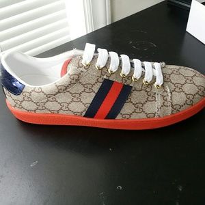 Gucci shoes